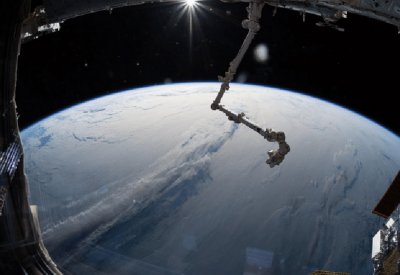 كوكب الغيوم.. الأرض في لقطة مذهلة من الفضاء