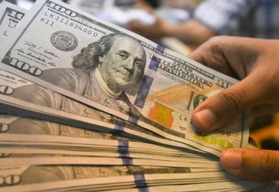    الدولار يصعد مع تلاشي أثر انفراجة اتفاق التجارة بين أمريكا والمكسيك‎