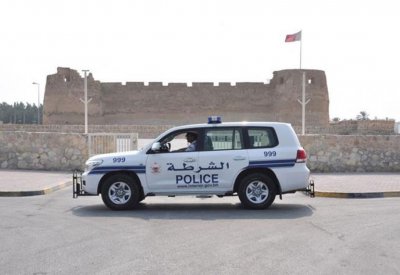 شرطة المحرق تقبض على شخص ارتكب مخالفات مستخدماً دراجة آلية بعراد
