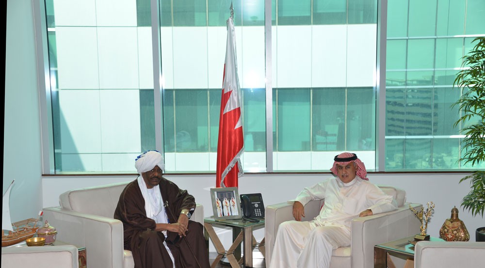 الزياني يستعرض مع السفير السوداني تعزيز التعاون في المجالات الاقتصادية والاستثمارية
