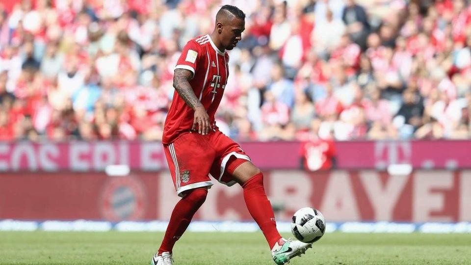 يونايتد يطلب شراء بواتينغ.. وبايرن يرفض