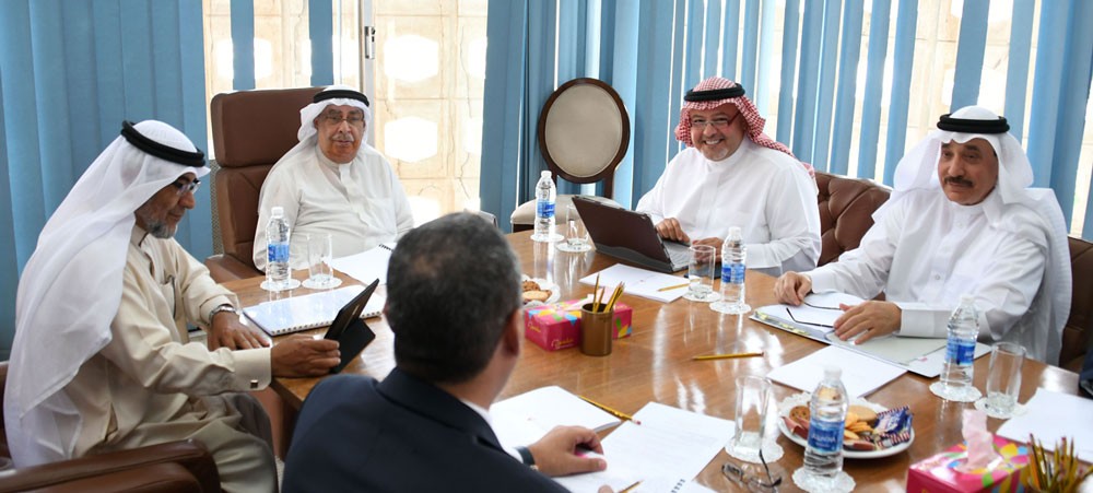 اللجنة الوزارية للشؤون القانونية تبحث عددا من مشروعات القوانين والقرارات الحكومية