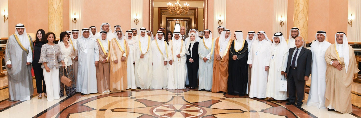 سمو رئيس الوزراء يستقبل وفداً حكومياً وإعلامياً كويتياً بمناسبة أولى رحلات الخطوط الكويتية