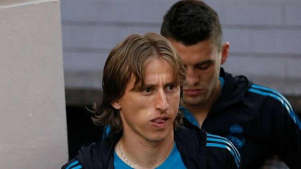 ريال مدريد يستقر على بديل مودريتش في الدوري الإنجليزي