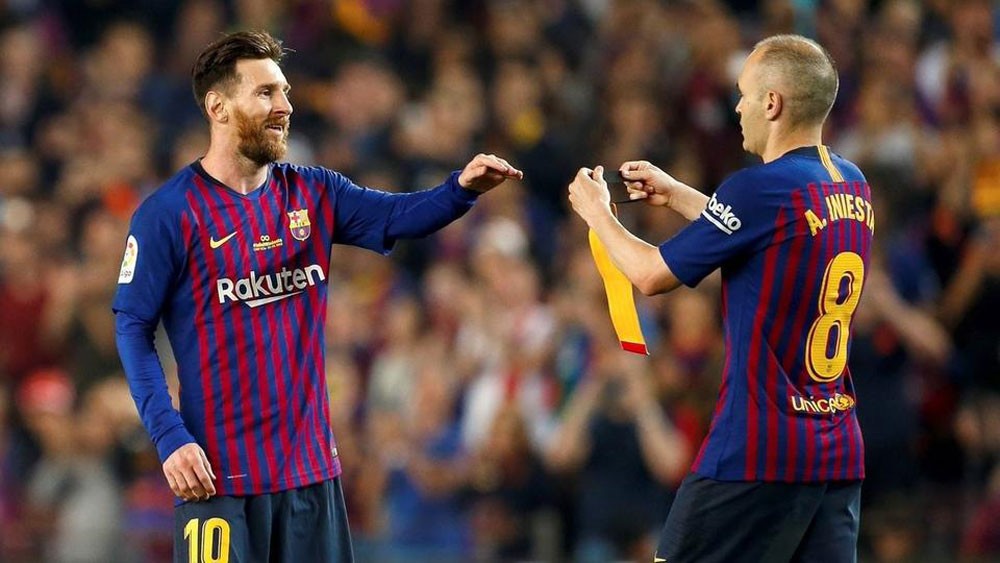 بعد 14 عاماً من مباراته الأولى.. ميسي قائداً لبرشلونة