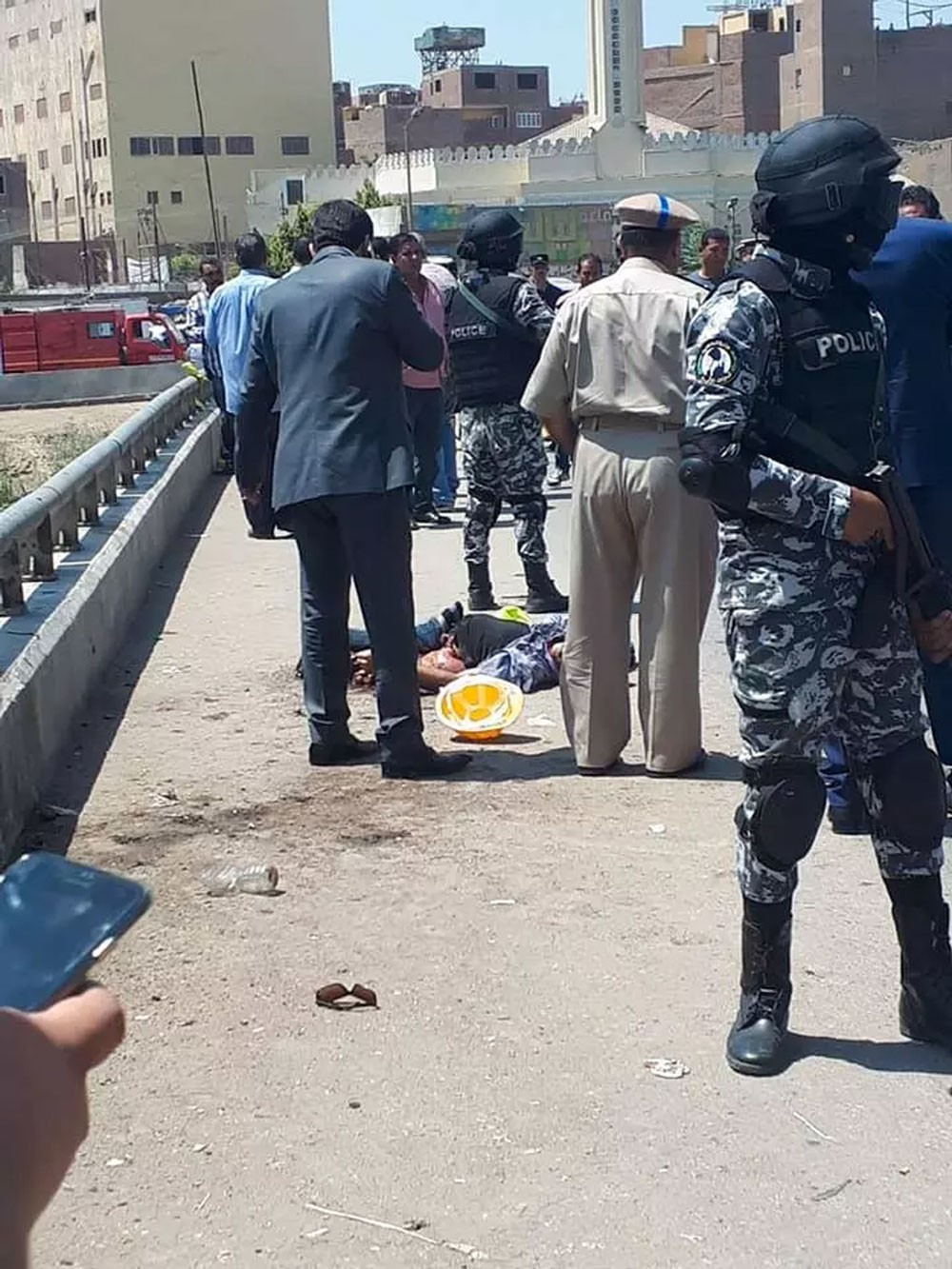 مصر.. إحباط هجوم انتحاري استهدف كنيسة قرب القاهرة