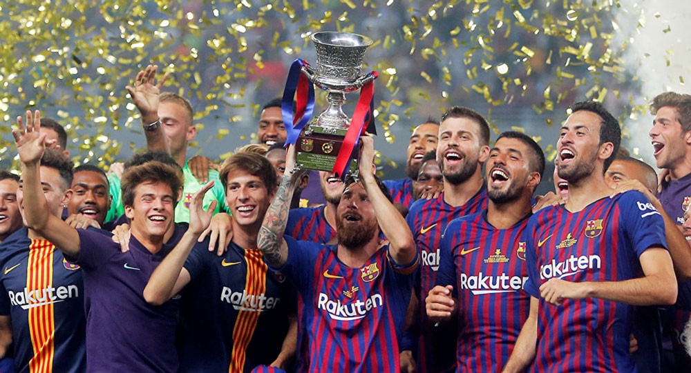 ميسي يحقق لقبه الأول كقائد لبرشلونة