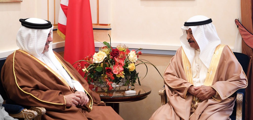 سمو رئيس الوزراء وسمو ولي العهد‎: الحكومة تبذل الجهود وتسخر الإمكانيات لضمان استمرار المسيرة التنموية