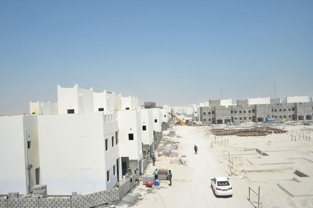 وزير الإسكان: إنجاز 64% بـ 227 وحدة بمشروع البحير