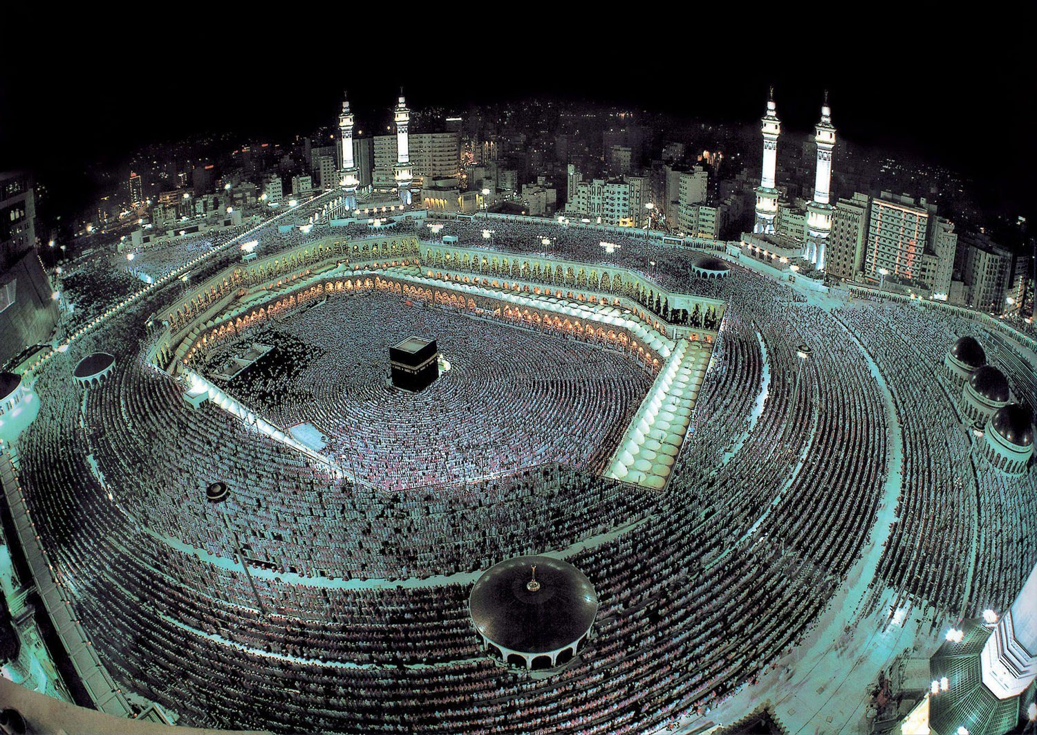وصول مليون و700 ألف حاج إلى الأراضي المقدسة