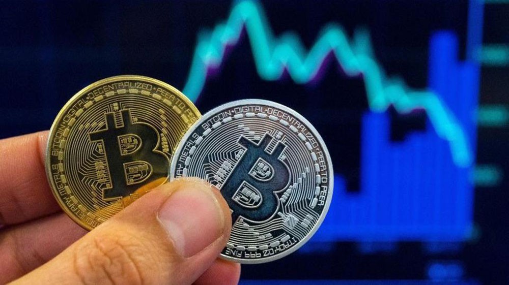 العملات الرقمية تخسر 83 مليار دولار بـ 3 أسابيع