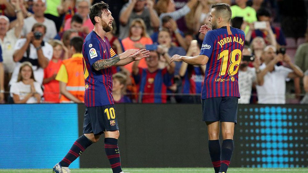 برشلونة يتجاوز ألافيس بثلاثية نظيفة
