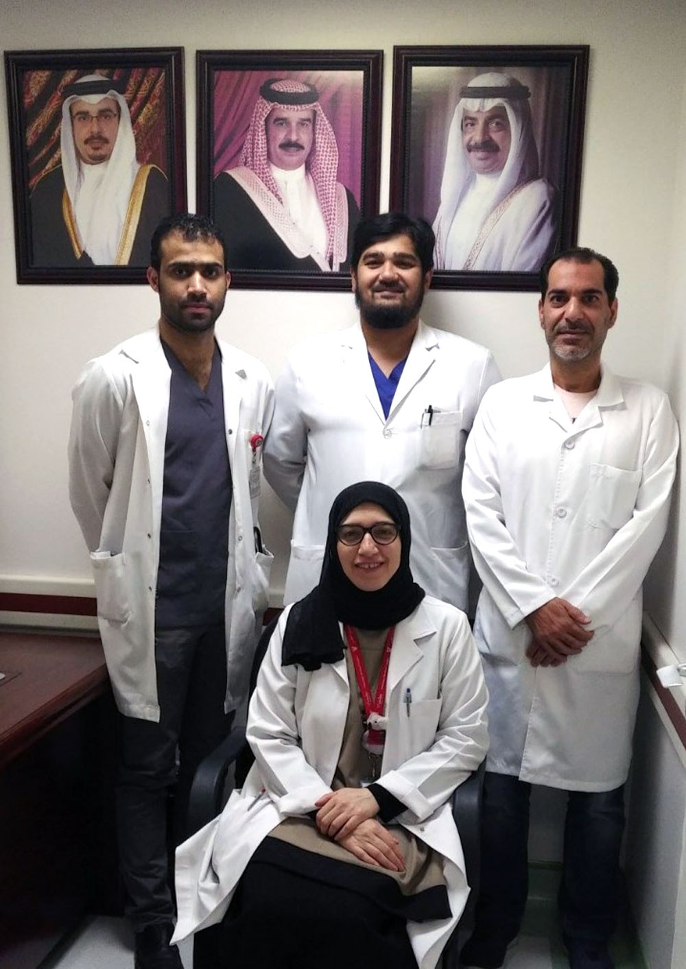 فريق طبي جراحي بالسلمانية الطبي ينقذ حياة طفلة بحرينية