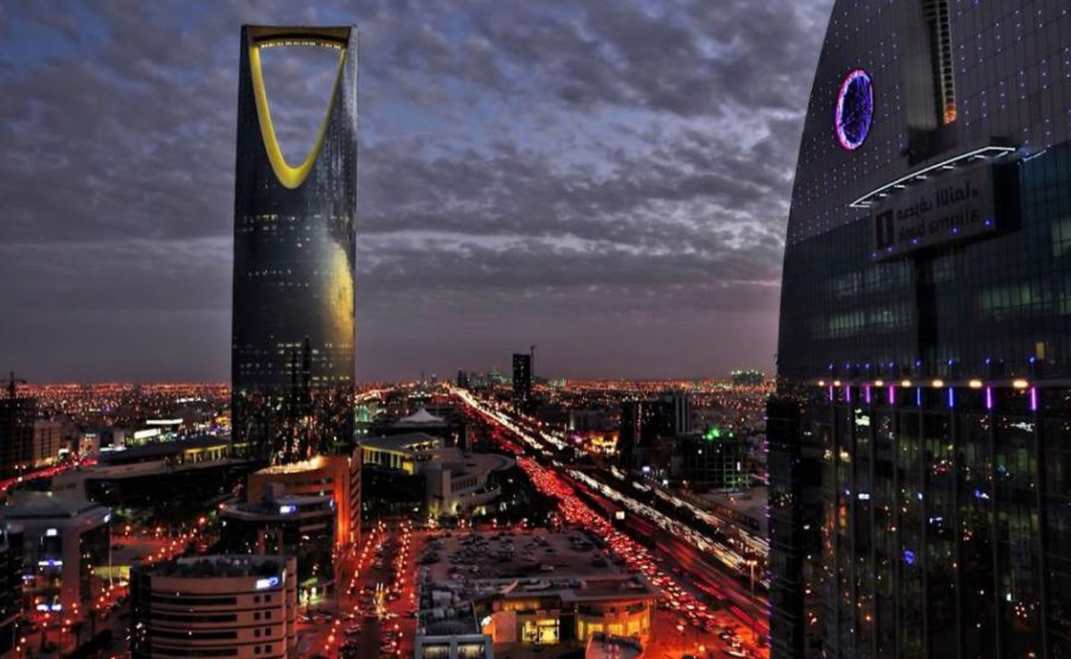 صندوق الثروة السعودي يجمع قرضا بقيمة 11 مليار دولار