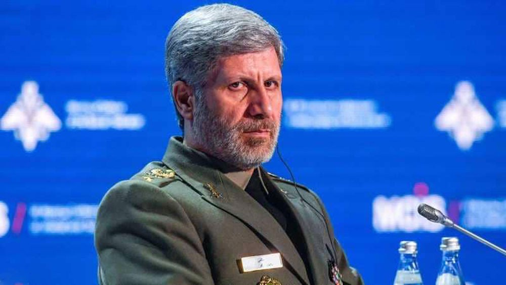 وزير الدفاع الإيراني إلى سوريا