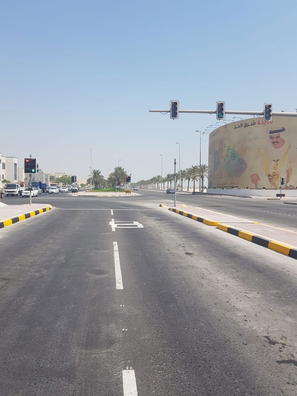 "الأشغال": الانتهاء من إضافة مسار للانعطاف يساراً عند تقاطع شارع الحوض الجاف مع شارع حاتم الطائي بالحد