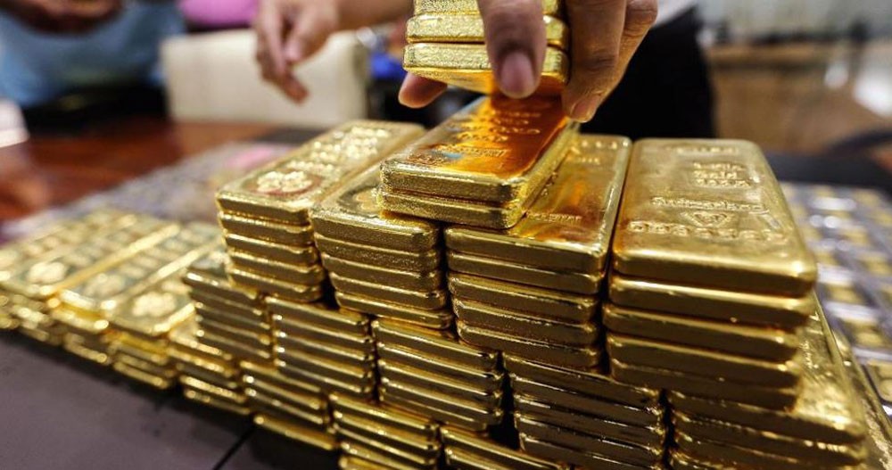 الذهب يتحول للتراجع مع صعود السندات الأمريكية بعد اتفاق تجاري