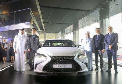 شركة إبراهيم خليل كانو تكشف رسمياً عن لكزس ES 2019 الجديدة كلياً