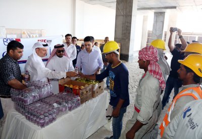 محافظة العاصمة تدشن حملة "معاً نهتم لدعم العمال"
