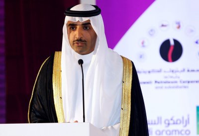 محمد بن خليفة: مباحثات مع أميركا للتزود بالنفط الصخري 