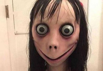 شرطة دبي حذرت منها.. "مومو" الانتحارية تودي بحياة طفلين
