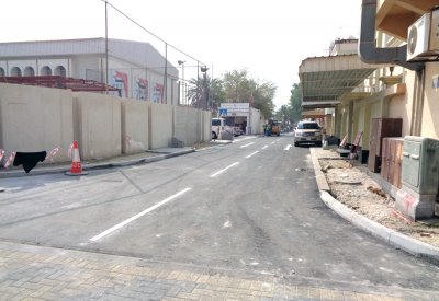 "الأشغال" تنفذ عدد من مشاريع الطرق المحيطة بالمدارس