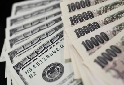 3 دول تبحث الاستغناء عن دون الدولار الأمريكي في المعاملات التجارية