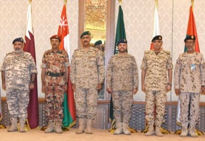 رئيس هيئة الأركان يترأس وفد  البحرين في إجتماعات اللجنة العسكرية العليا في دولة الكويت