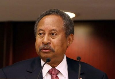 اعتذار وزير يشغل الشارع السوداني.. خبير رفض عرض البشير