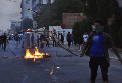 اعتقالات "تحت جنح الظلام" بالبصرة.. ومطالبة بالمحاسبة