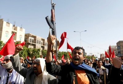 أنباء عن مقتل قيادات حوثية في غارات للتحالف شمال صنعاء