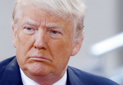 تمهيداً لعزله.. مسؤول أميركي يقترح التنصت على ترمب 