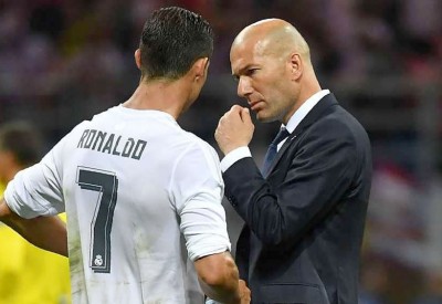 رئيس ريال مدريد "يصالح" رونالدو وزيدان بـ"مفاجأة"