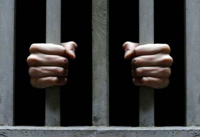تخفيض عقوبة قاتل صديقته الشابة من المؤبد إلى السجن 7 سنين