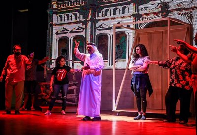 خالد بن حمد يرعى افتتاح مهرجان سموه الرابع للمسرح الشبابي