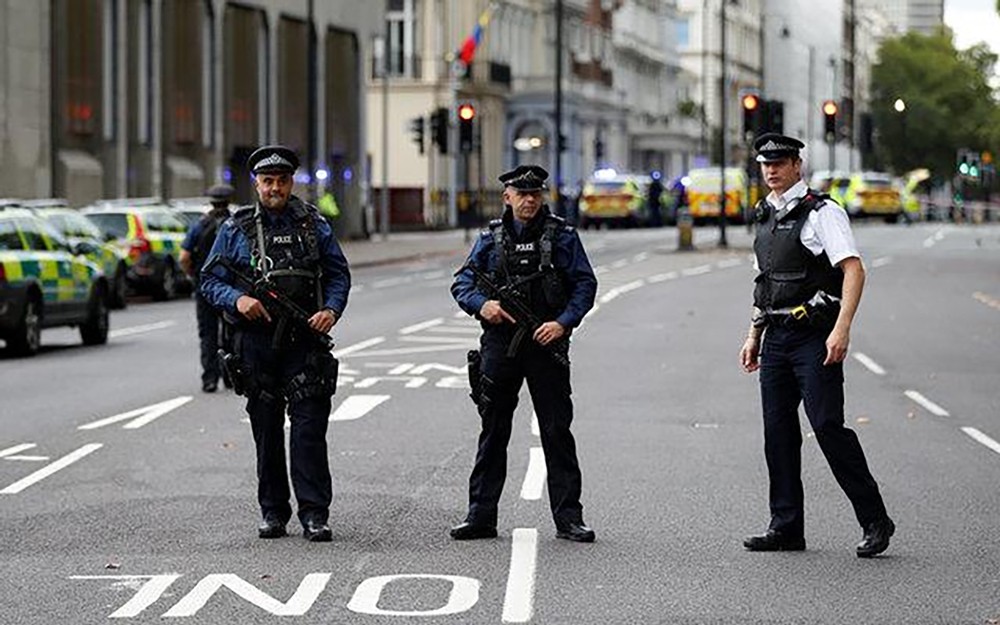 الشرطة: نتعامل مع "حادث كبير" شمال إنجلترا