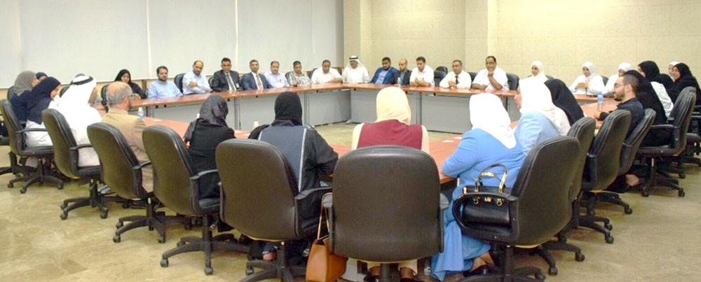 وكيل وزارة الصحة يلتقي مع أعضاء اللجنتين التنسيقية والطبية للحج