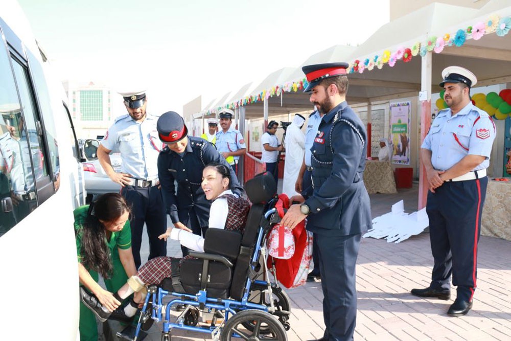"المرور": تنظيم الحركة المرورية في محيط المناطق التعليمية والمدارس بهدف تأمين سلامة الطلبة