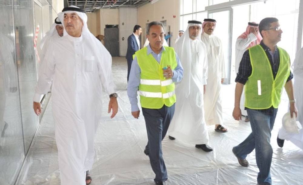 الوزير خلف: الإفتتاح المرحلي لسوق المحرق المركزي نهاية أكتوبر المقبل
