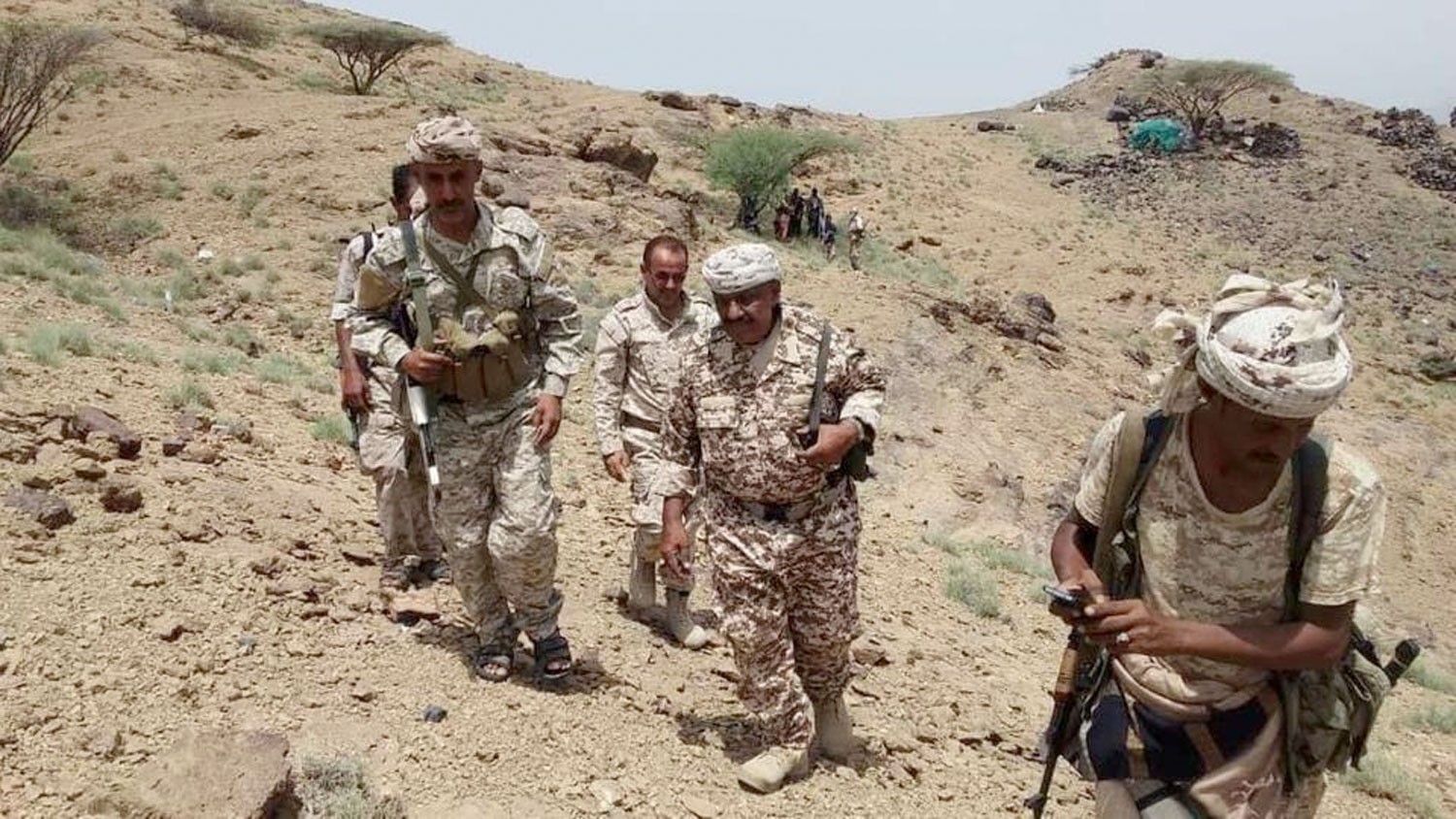 اليمن.. قطع خط الإمداد بين الحديدة وصنعاء