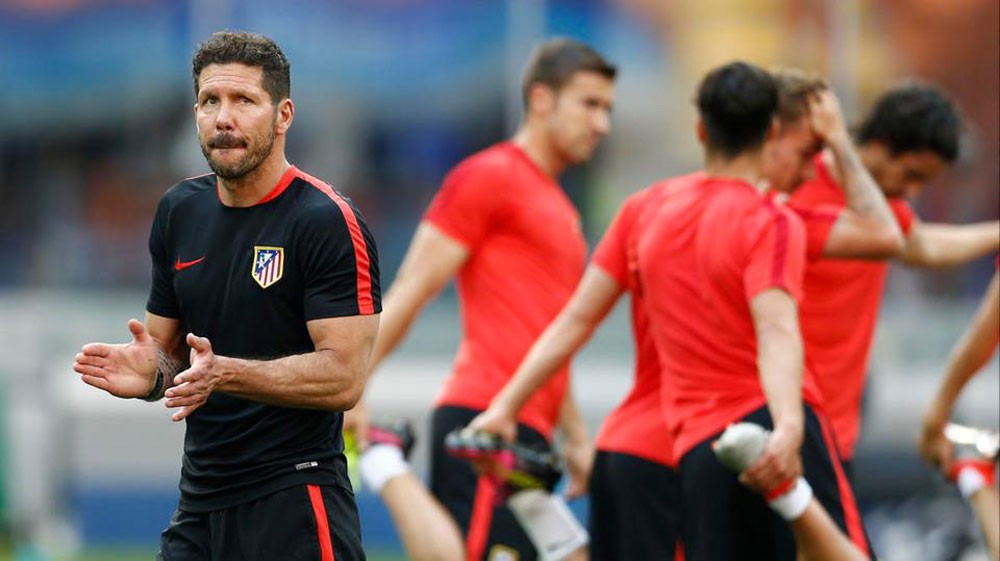 سيميوني:رواتب الريال وبرشلونة تثير استياء لاعبي أتلتيكو