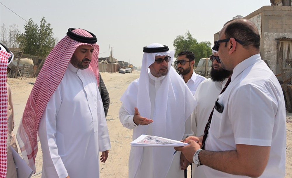 وكيل شؤون البلديات يستطلع واقع منطقة السكراب في "الجنوبية"