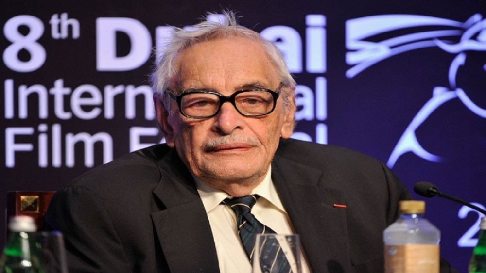 الموت يغيب الفنان جميل راتب عن 92 عاماً