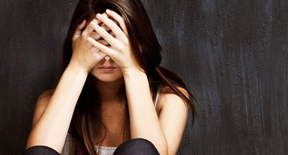 العلماء يحددون ثلاثة أسباب رئيسية للاكتئاب