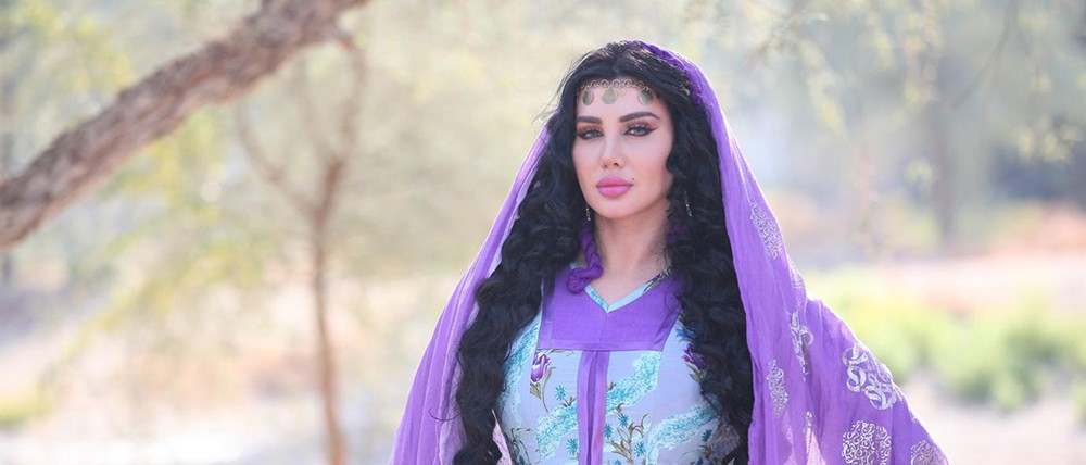 جيني إسبر تعتزل مُؤقّتاً