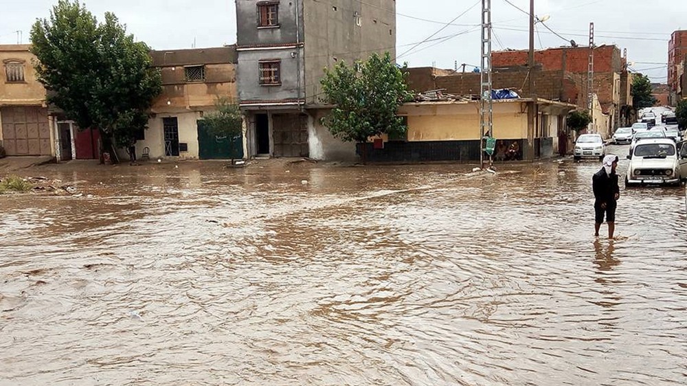 قتلى ومفقودون في فيضانات بالجزائر