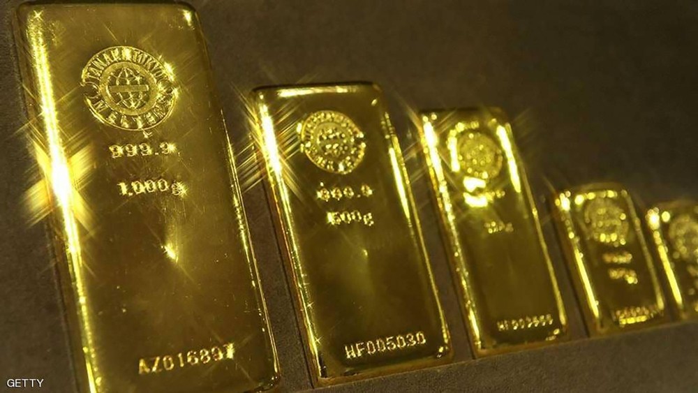 الذهب يرتفع ويتجه لأول مكسب أسبوعي في شهر