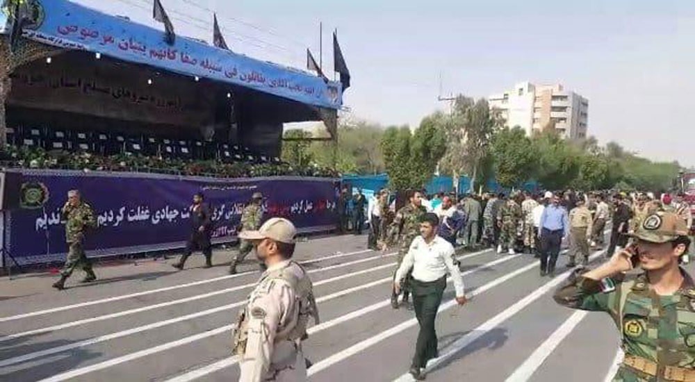 إيران.. عشرات القتلى بهجوم استهدف عرضا عسكريا بالأهواز