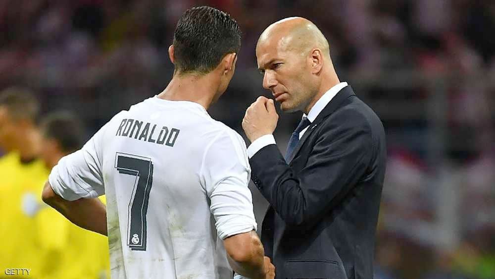 رئيس ريال مدريد "يصالح" رونالدو وزيدان بـ"مفاجأة"