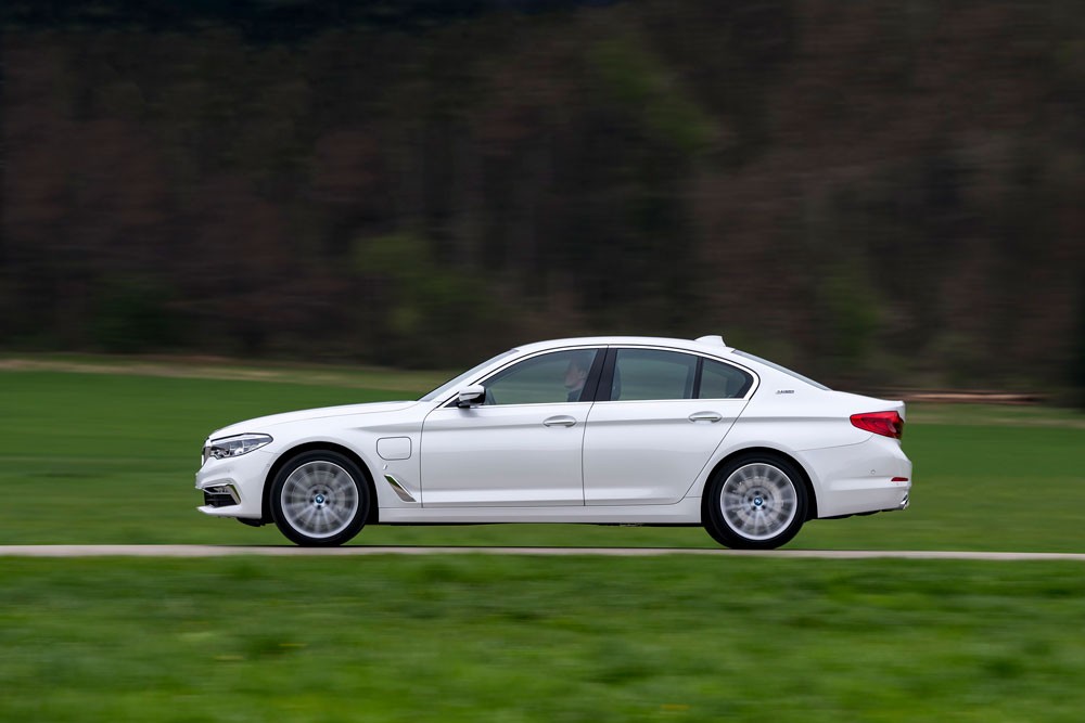 ارتفاع طفيف في مبيعات مجموعة BMW 